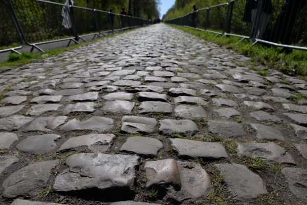 Cobblestone Installation in Lynnwood